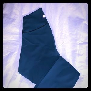 Lululemon Wunder Under Hi-Rise 25” Luxtreme